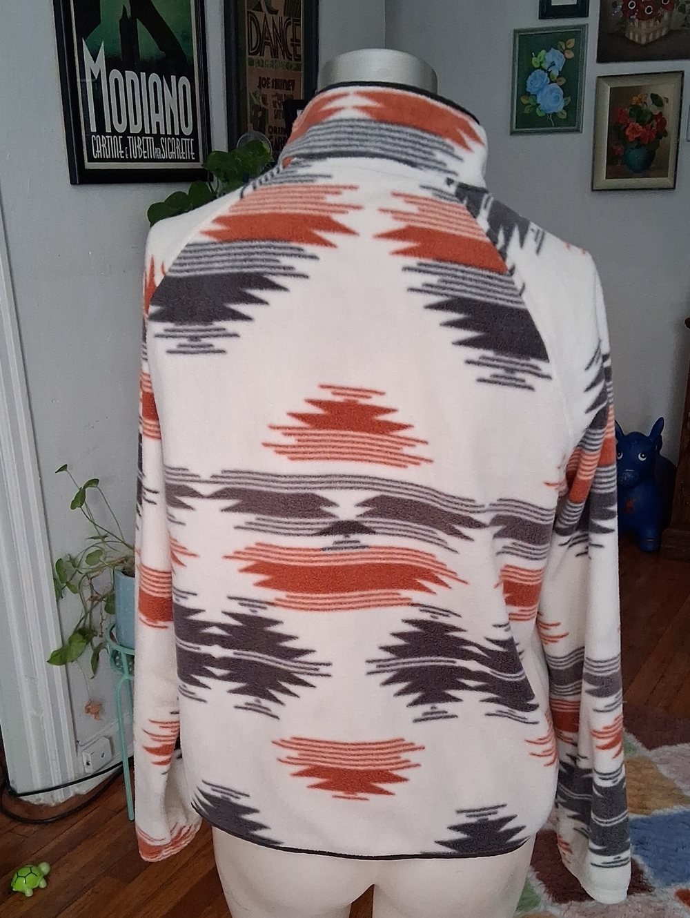 Cream Aztec-Pattern Snap Front Fleece Jacket, Medium - Picture 3 of 10